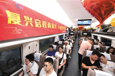 ����ʼ�l(f��)��(f��)�d̖(h��o)����10������4��(du��)