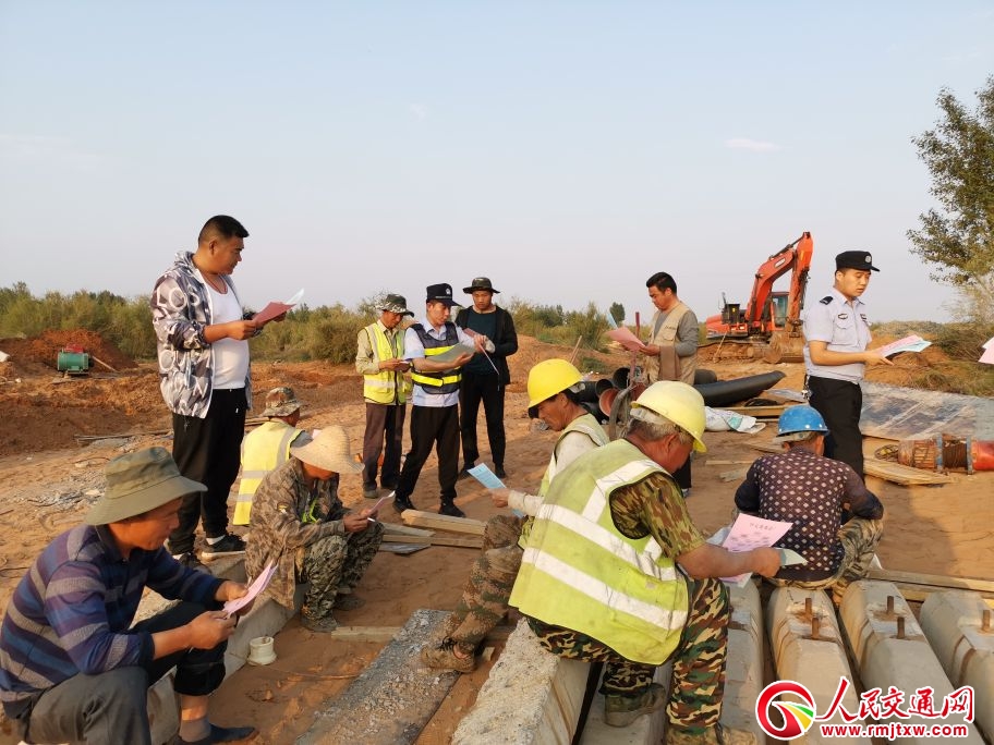 ���������ľ�F������(sh��)�_չ��ƽ��վ܇· ����o(h��)���С����