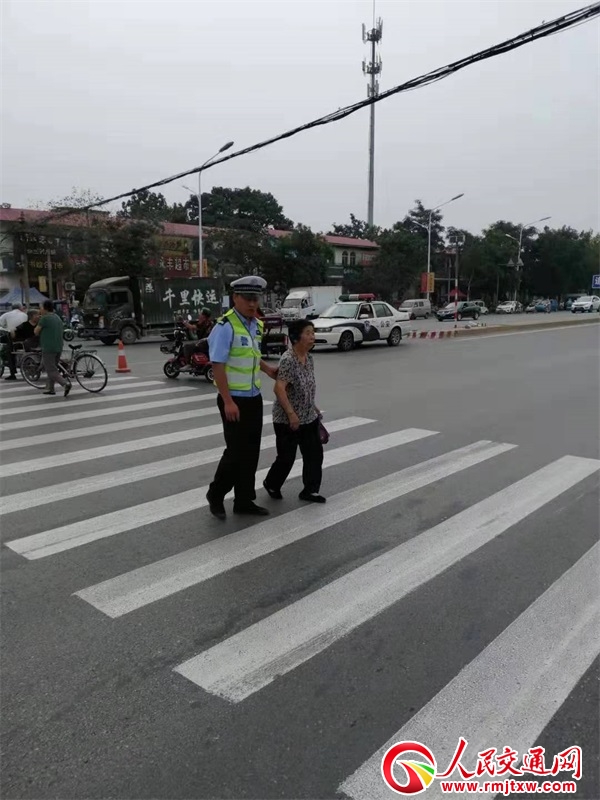 �ӱ�ʯ���f��Ⱥ����͵�ġ����񽻾���������顱