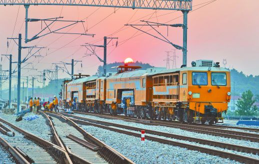 ǭ�����F·�����M��(li��n)�{(li��n)ԇ