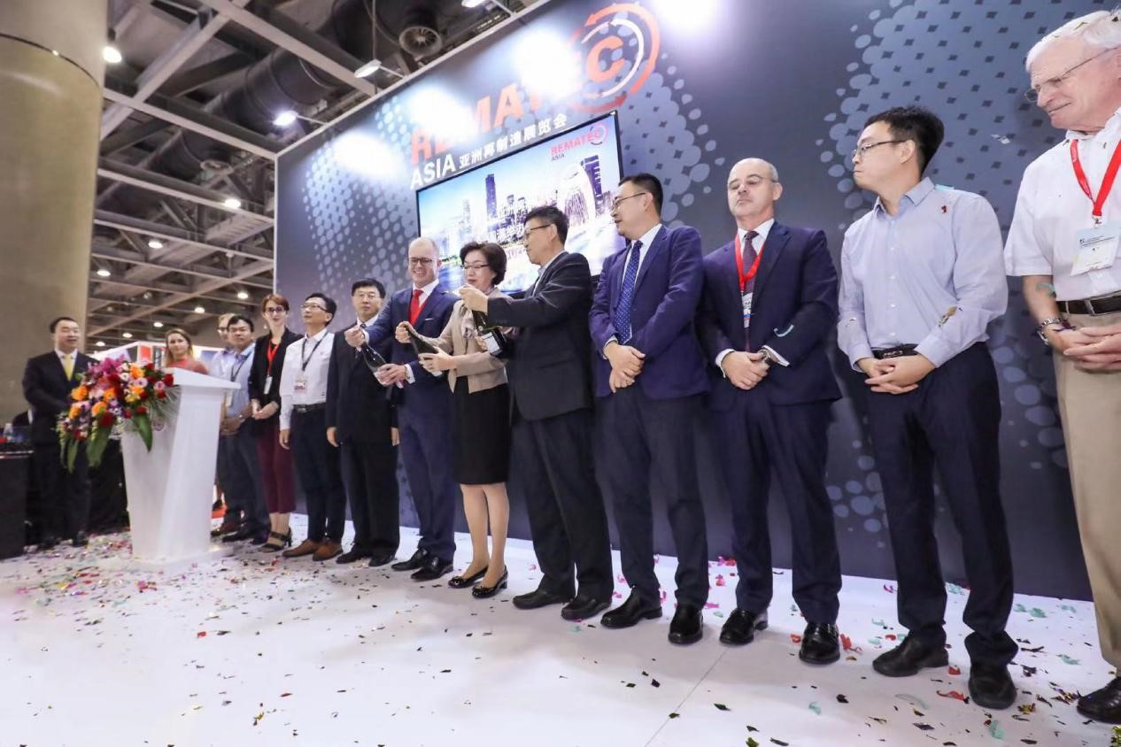 ����������չ�[��(hu��)ʢ���_(k��i)Ļ  �_(k��i)����܇(ch��)���Ј�(ch��ng)�¿��g