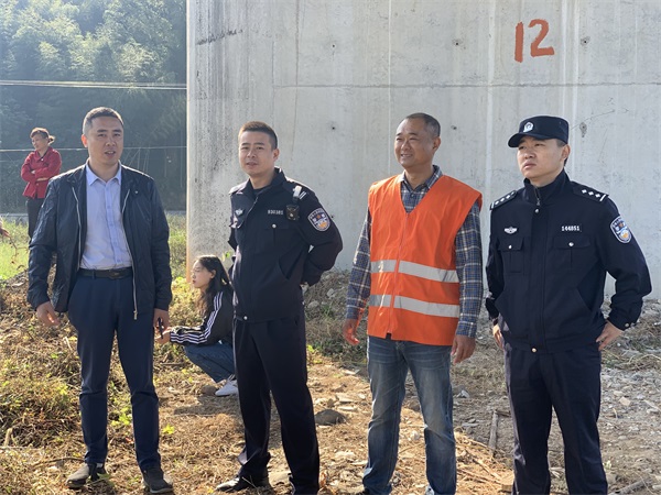 ��������܇վ�ɳ�����(qi��ng)�����M(j��n)�F·�ؾ��h(hu��n)�����Ό��(xi��ng)�Є�(d��ng)