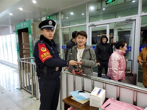 ��(n��i)�ɹ��a�ֺ��أ������ÿ����֙C(j��) �����F�����һ�