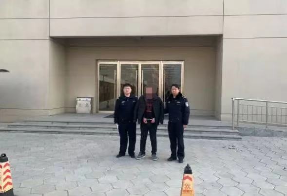 �ӱ����Ƿ���܇�С��̏��Ѓ� ���������O(ji��n)���^��