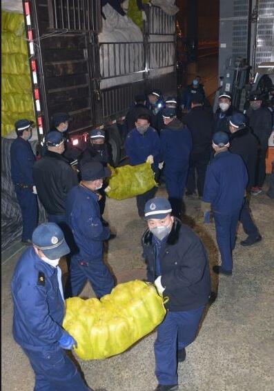 �]�г���(j��)Ӣ����ֻ��һȺƽ��Ӣ��