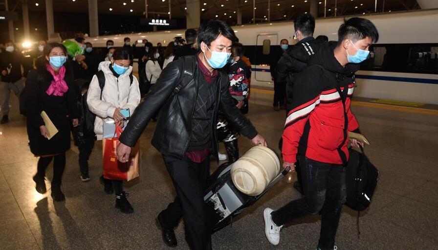 �҇���벢�e�����ÿͷ��̹���