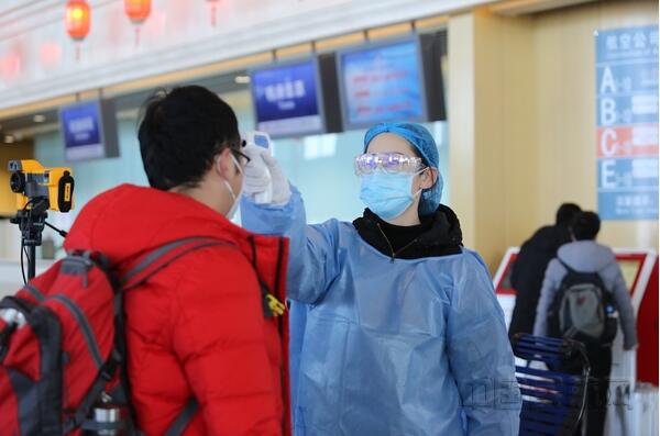 �����I�C����Ӳ�ˡ���ʩ�������ؿ���ͨ��