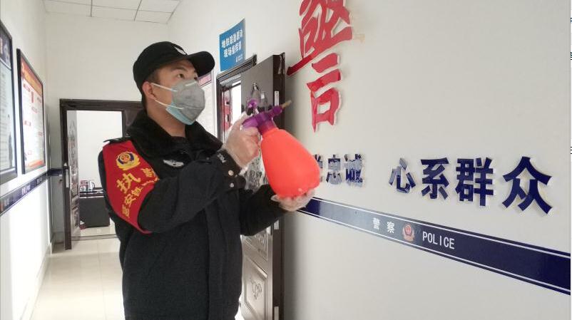 ���ߡ������o���Զ�ǰ��