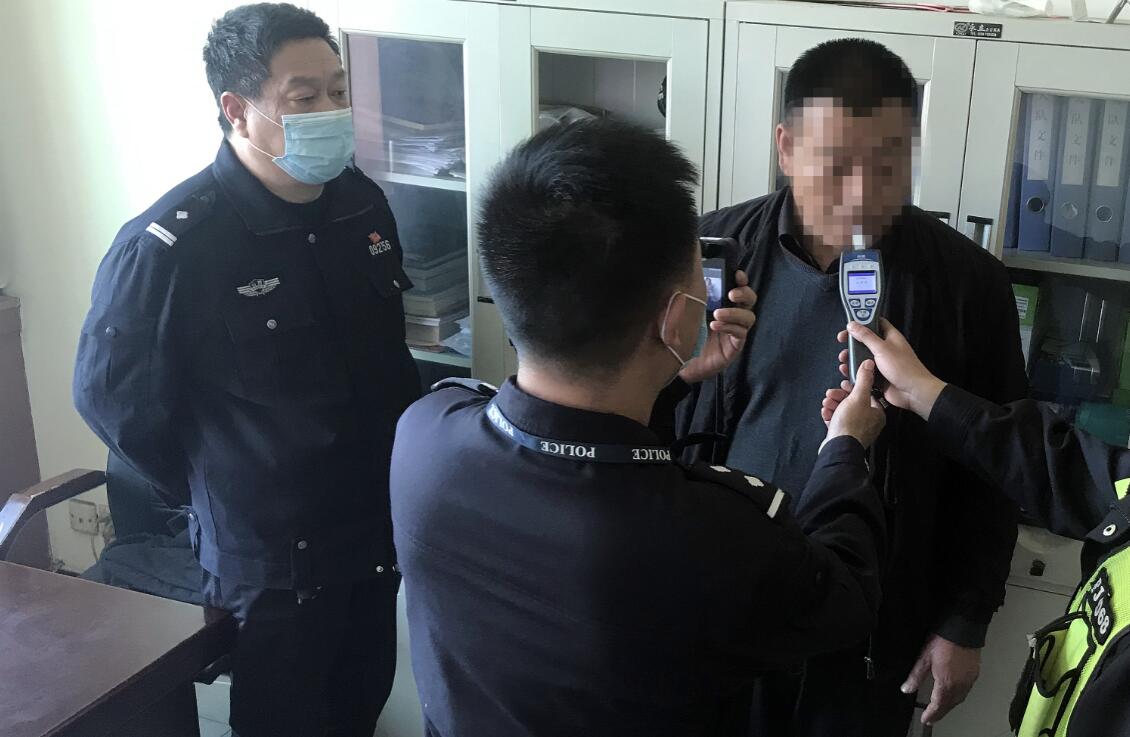 ɽ���R⢣�����·߅ͣ܇���Ԓ ԭ���Ǿƺ��{܇�±���