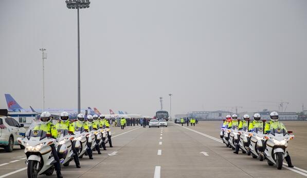 ��ӭӢ�ۄP����210���㽭Ԯ���t(y��)���(du��)���_(d��)���ݙC(j��)��