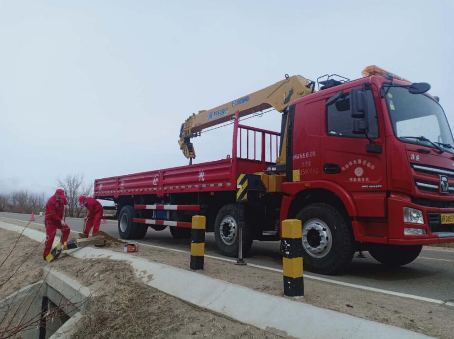 �½�����̩��·�����־֣��ӏ��ؾ��O(sh��)ʩ�S�o ���Ϲ�·��ȫ��ͨ