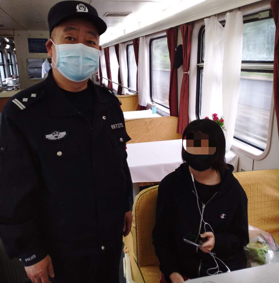 �⸸���u����Ů��äĿ���� �˾��M܇�������_��(d��o)