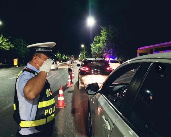 �½����K�й����ֽ������(du��)��(ji��n)���ԡ���ߡ���(bi��o)��(zh��n)���M(j��n)�¹��A(y��)�����p���ش�