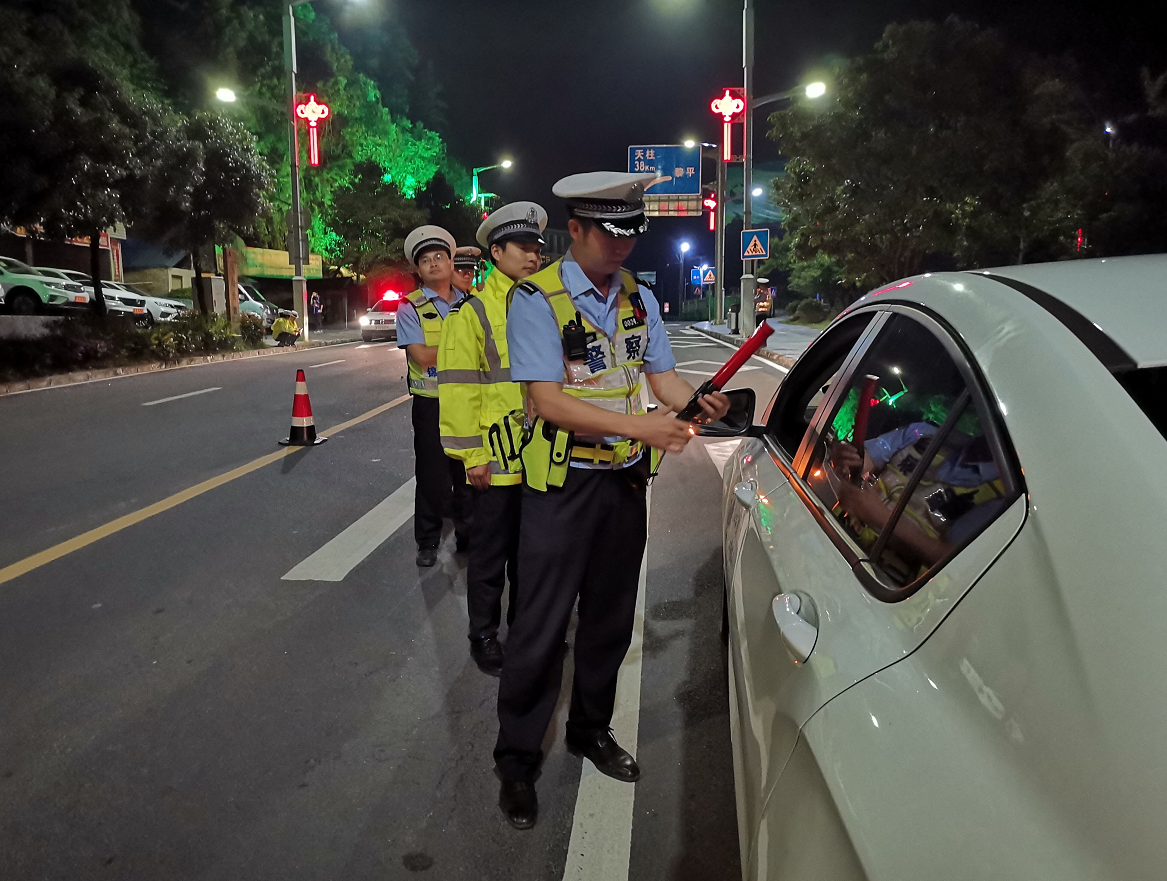 �F���\�������_չ���{�����{���������Є�(d��ng)Ч����