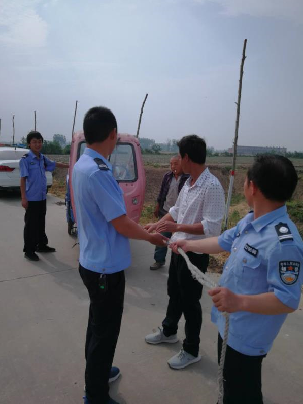 ���ϻ��I:������܇�������񾯰l(f��)�F(xi��n)����Ԯ���@�o�U(xi��n)