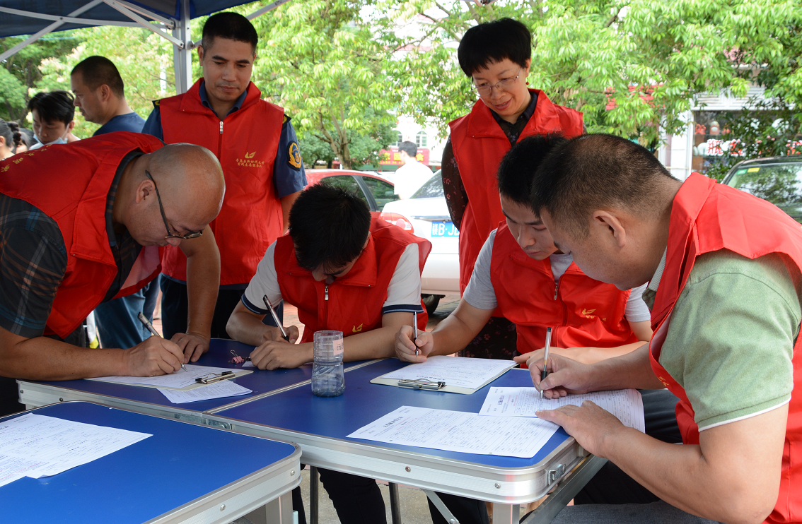 ����������·�־��ß�Ѫ���f����