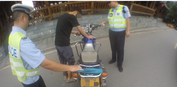 �������M(j��n)�Еr������δ���^���o�C�{���z���U�^�ڵ�Ħ��܇���ƽ�������@