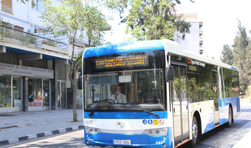 ��(l��i)���Ї�(gu��)��155�v�����߿�܇(ch��)��Ͷ������·˹����ϵ�y(t��ng)