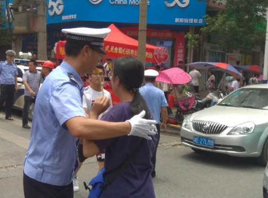 ���؍�λ���������H�e�ӷ�ʽ���oŮ���߿�