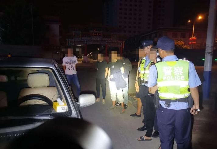 ���ӟo(w��)�C�{���bԽҰ܇?y��n)�ɳ�?></a></div>
<div   id=