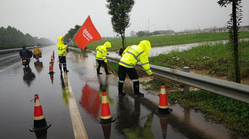 ���K���ϡ���·�ȡ����L�������o���}ƽ����ͨ