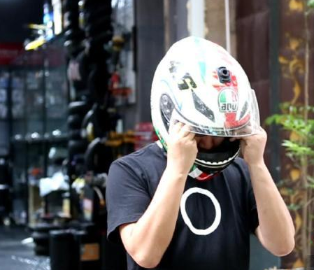 һ��(ch��ng)�f(shu��)�߾��ߵ����У�����늄�(d��ng)܇�h(hu��n)���Ї�(gu��)