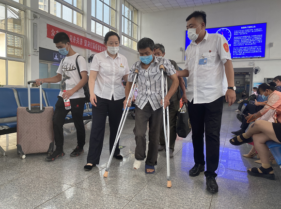 ̫�F�ܴ�վ�������ÿ��_ͨǧ��Gɫͨ����