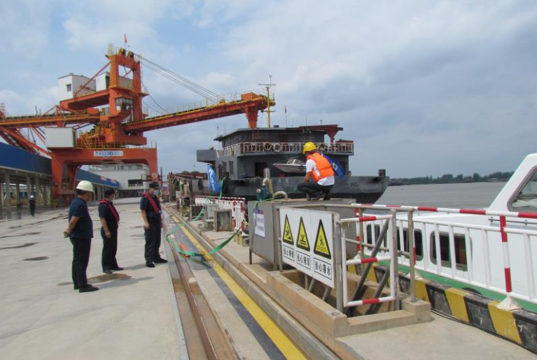 ���c���¾ֳ��m(x��)���M(j��n)�Gɫ��(bi��o)�U�a�^���O(sh��)�\(y��n)��