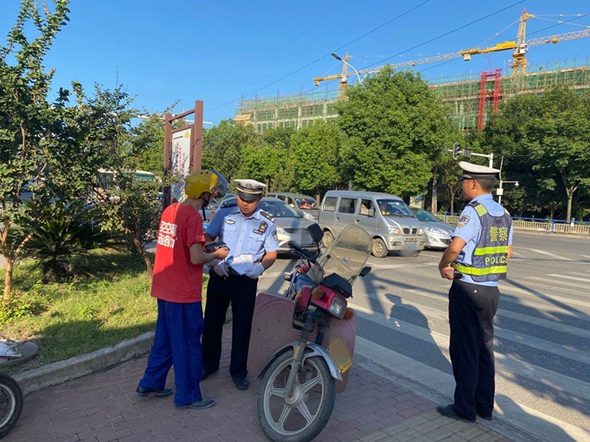 ������ꑽ�����꠷e�O�_չ��ĩ��ͨ�`���О�����