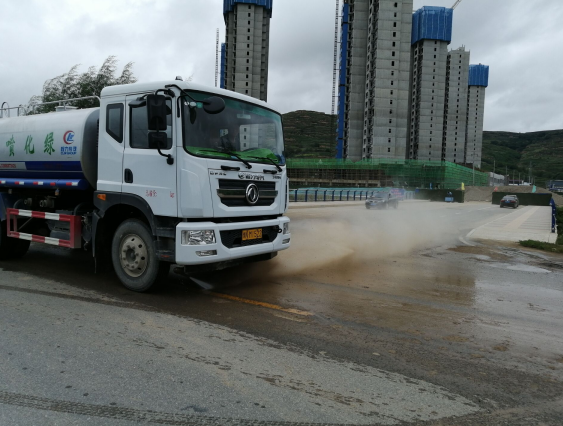 ���Ҵ���·������ˮ�����E���Ƴ��l(xi��ng)�h(hu��n)���C������