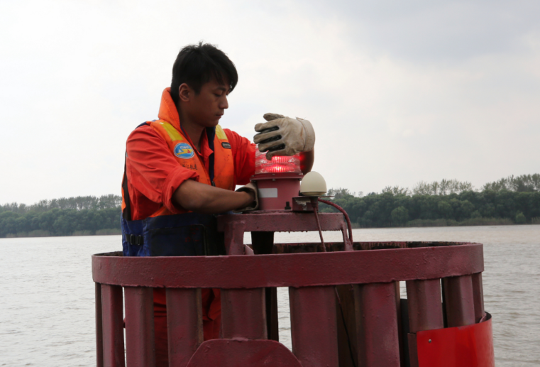 �L���Ͼ�����̎�_չ���c��(ji��)ǰ�����C��Ѳ�����¶Ȱ�ȫ��z��