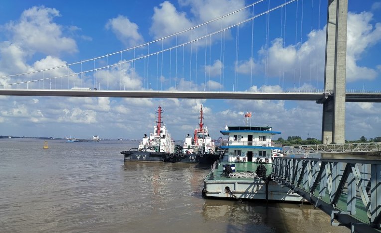 ̩�ݺ��¾ָ߸۴���_չ��(ji��)ǰˮ�ϑ�(y��ng)�������z��