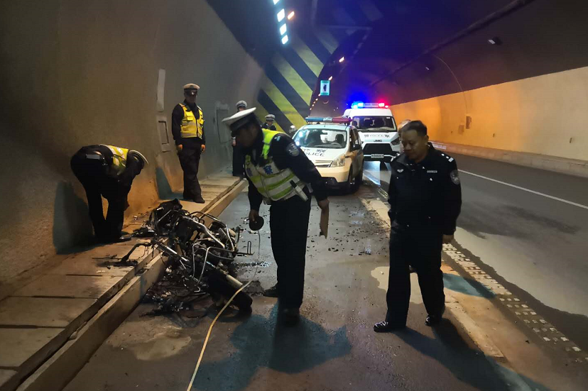 �����Sʯ��Ħ��܇���������ɝ⟟ ����ɽ�������r̎�ñ�ƽ��