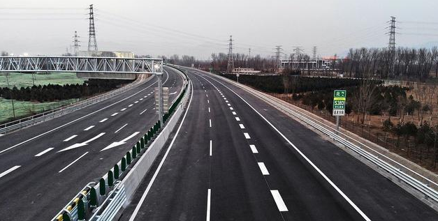 �����½��ĸ��ٹ�· ȫ�L�s42������ֱ�_�ӑc