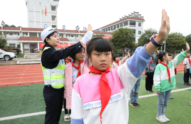 ���ϱ���:�ѽ�ͨ��ȫ���M(j��n)У�@