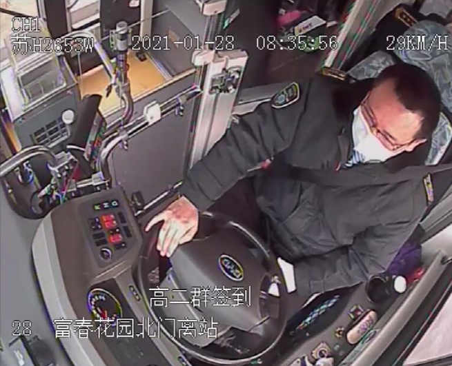 ��܇�������X�֙C�]��������{�T��ô��