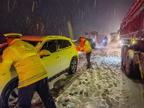 ���ܽ�����ѩҹ���o(h��)ƽ���ؼ�·