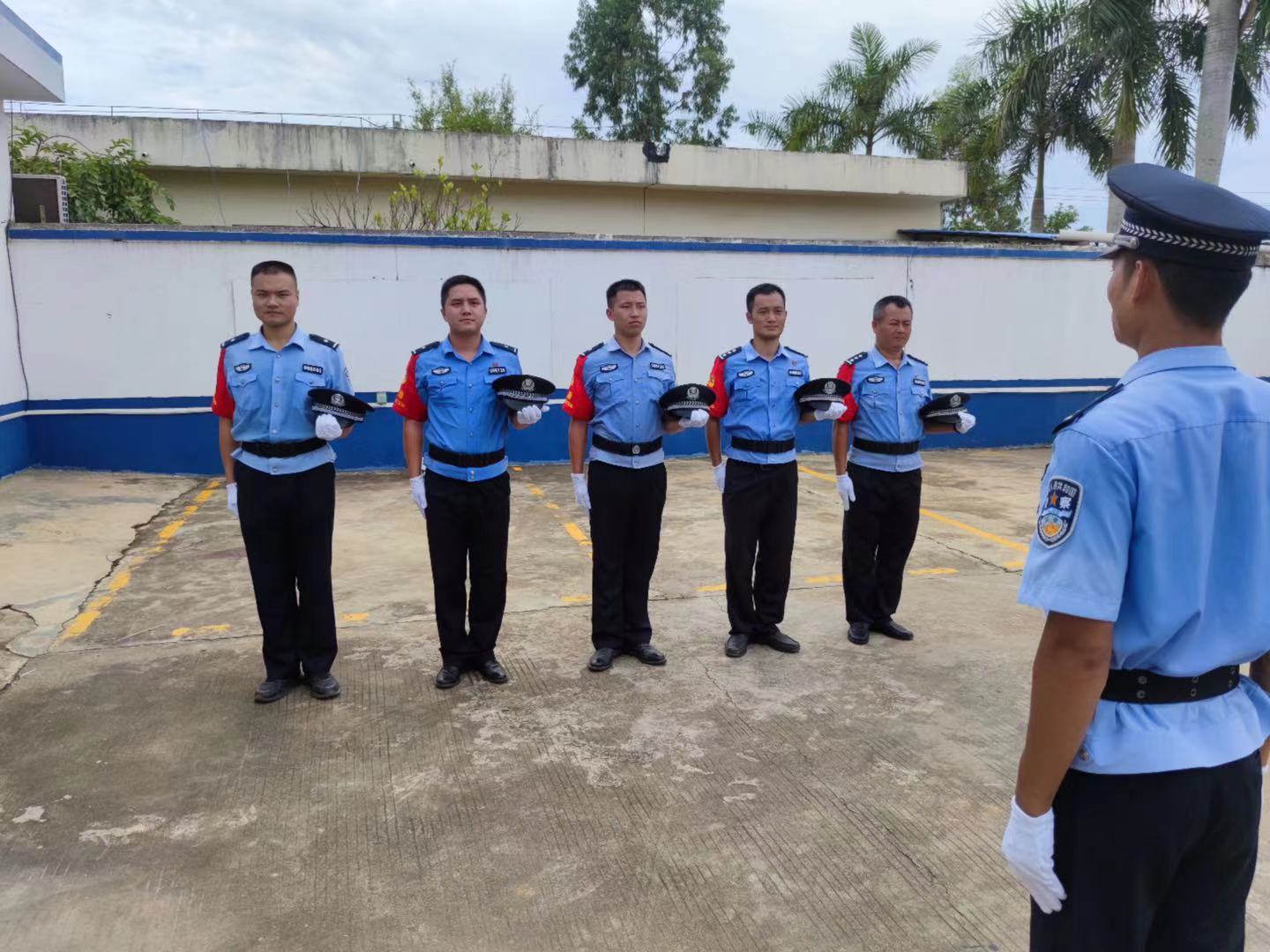 �����F������܇վ�ɳ����_չ�󾚱����(d��ng)