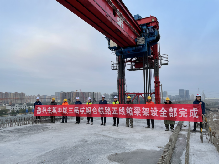 ���F���ֺ��B�_�Ŀ�����������O�ꮅ