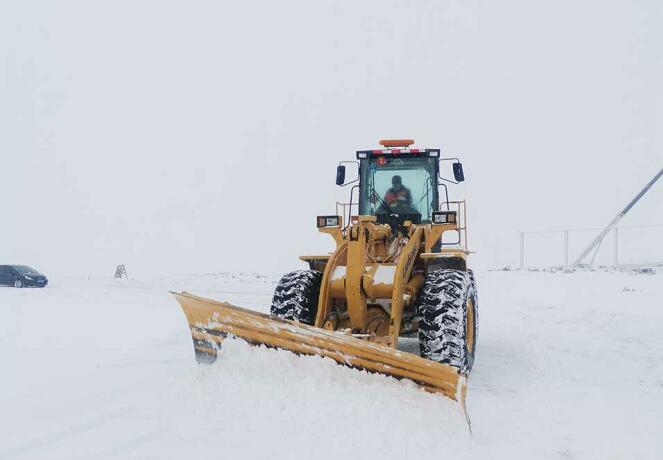 �½���ʲ�젖�ɹ�·�־ֳ���ѩ����ͨ