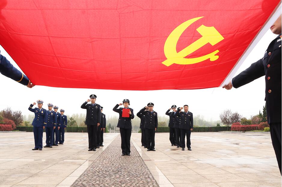 �ӛ�����vʷ�����\���oƽ���L��