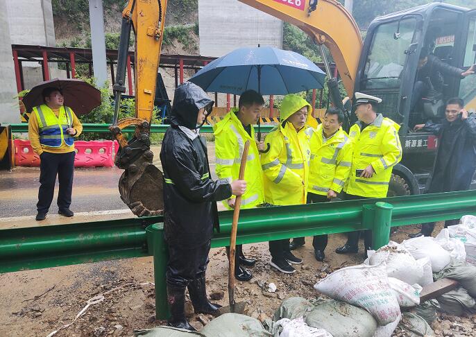 ������Ͷ�o��̎����ʯ����·��ͨ