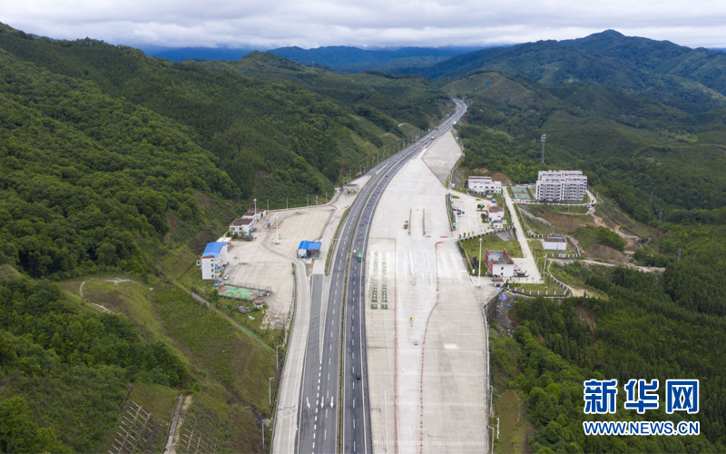 �������ٿ��Ї������ͨ���L���l(xi��ng)�����d�¸�·