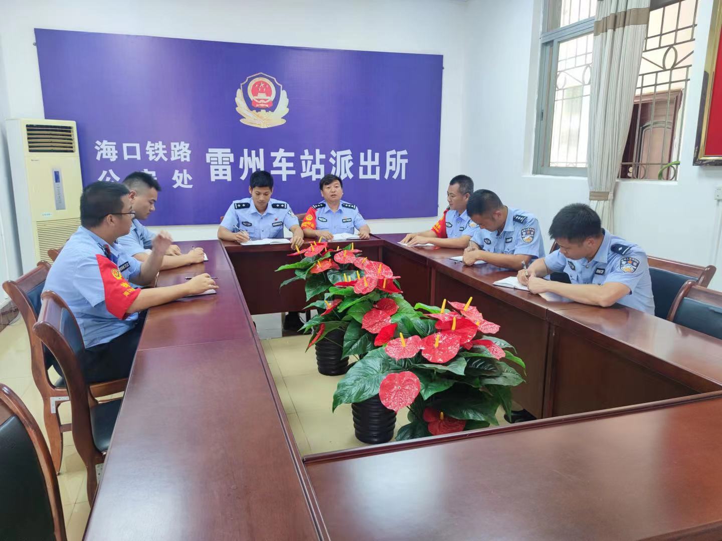 �����F�������������ΰ��ܿ�������վ܇���o�W(w��ng)