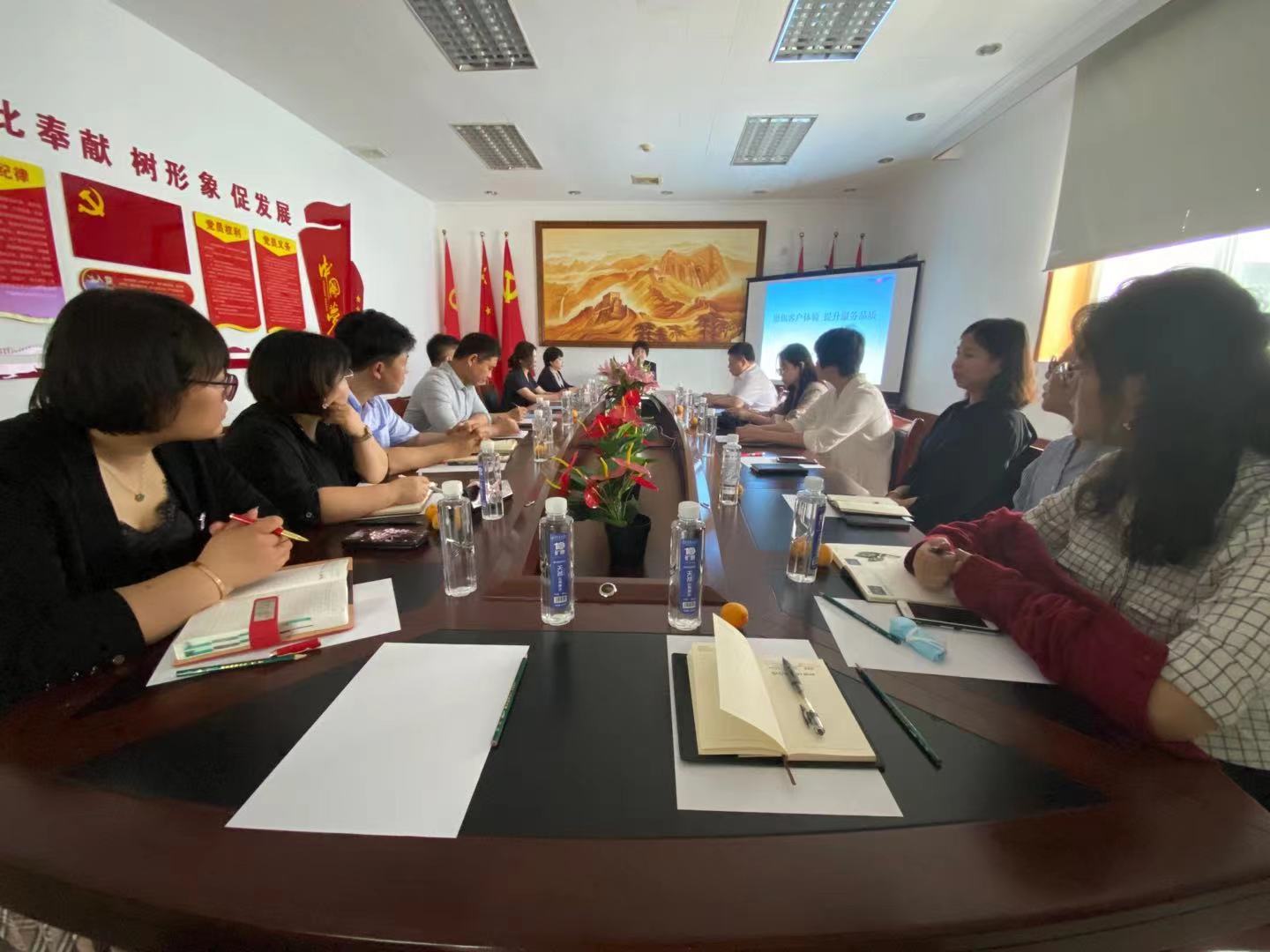 �۽��͑��w� ��������Ʒ�|