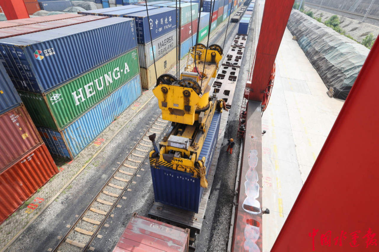 ���F���f���\(y��n)����ӭҎ(gu��)�����l(f��)չ