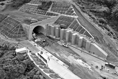 �½����B�F·��������ȫ��؞ͨ