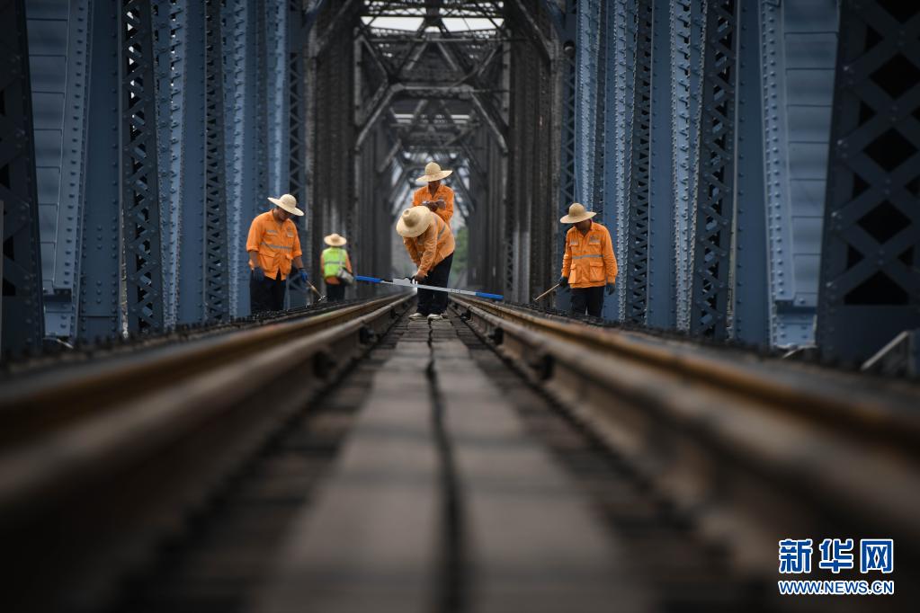 �����F·������o(h��)��