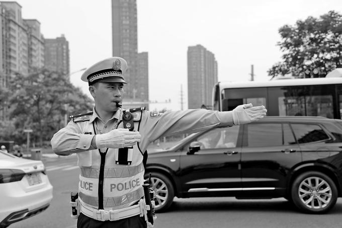 ���ւ������ړ�(d��n)��(d��ng)������h�T��(bi��o)�U