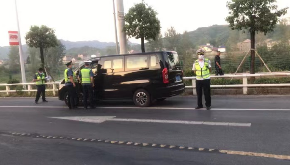 �oϪ��ÿ�ձ���400�����(ji��n)�ع�·���ߡ���